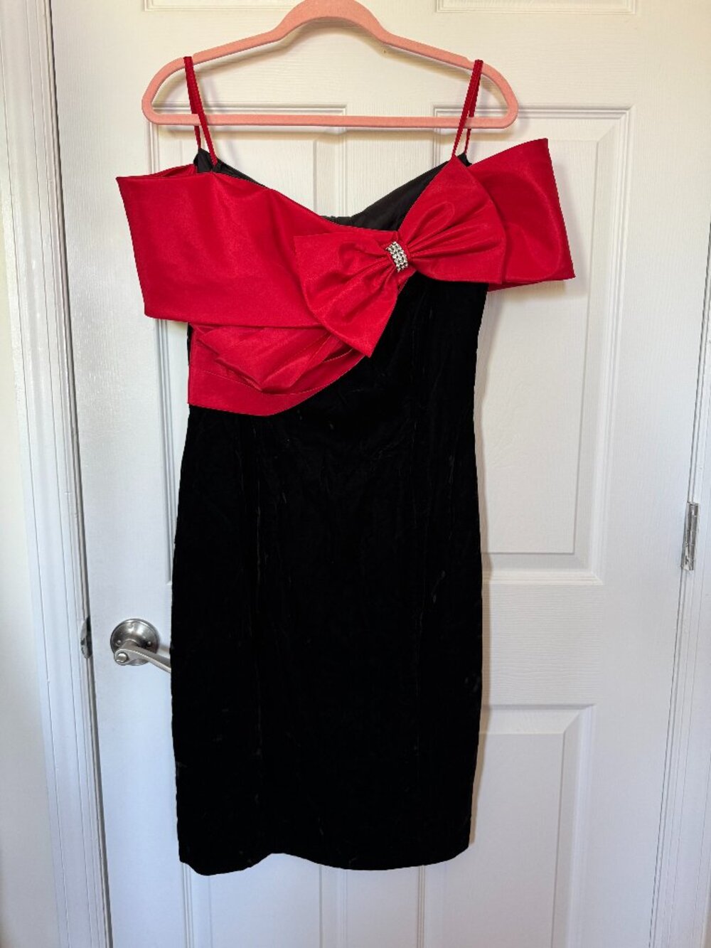 Vintage 80s/90s Late Edition Velvet Black Dress Red Bow Size 12